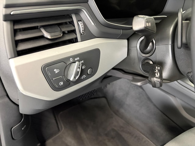 Audi A4 40 TFSI Avant S-Tronic