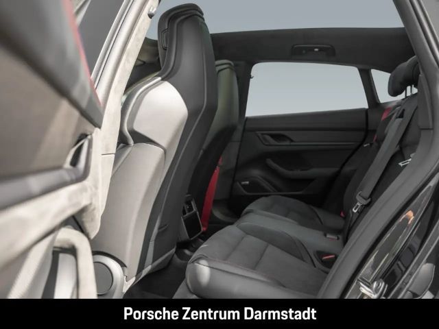 Porsche Taycan GTS Sport Turismo