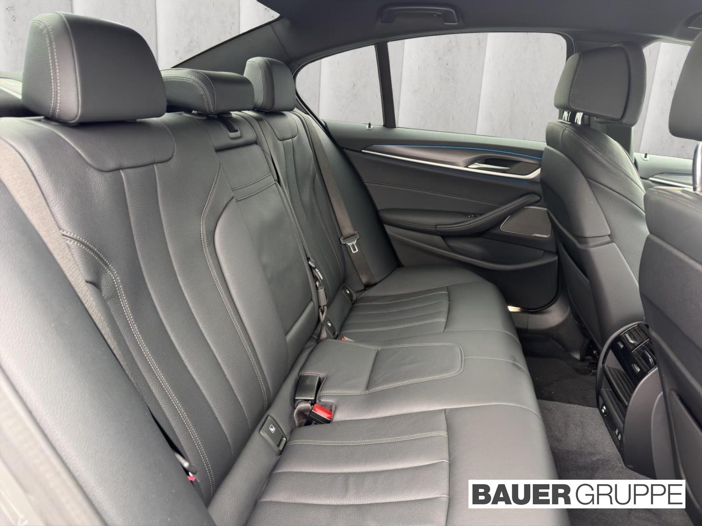 BMW 545 545e M-Sport Sedan xDrive