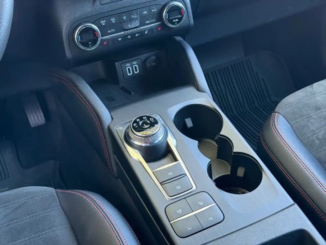 Ford Kuga Hybrid ST Line X