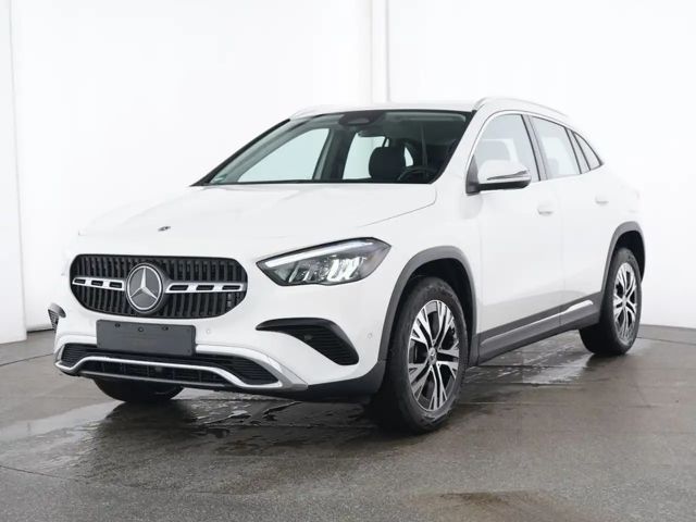 Mercedes-Benz GLA 180 Progressive