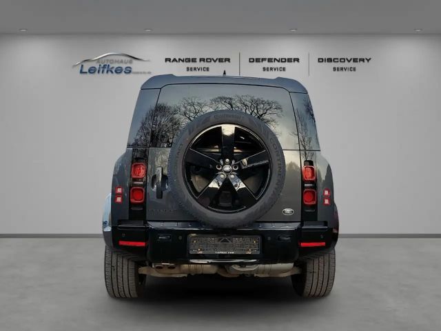 Land Rover Defender 110 D300 Dynamic HSE