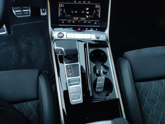 Audi S6 Avant Quattro