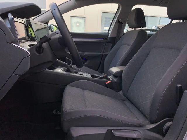 Volkswagen Golf 1.5 TSI Golf VIII Life Variant