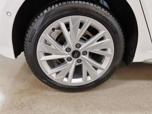 Audi A3 30 TFSI Sedan