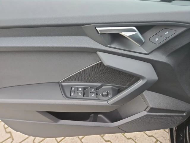 Audi A3 30 TDI S-Tronic Sedan