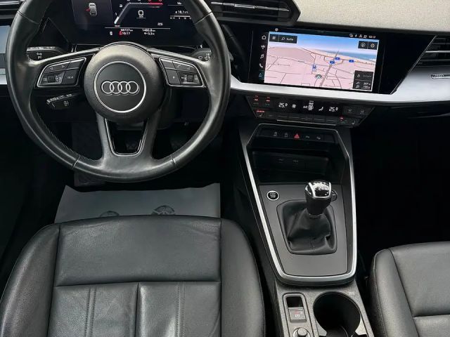 Audi A3 30 TDI Sedan