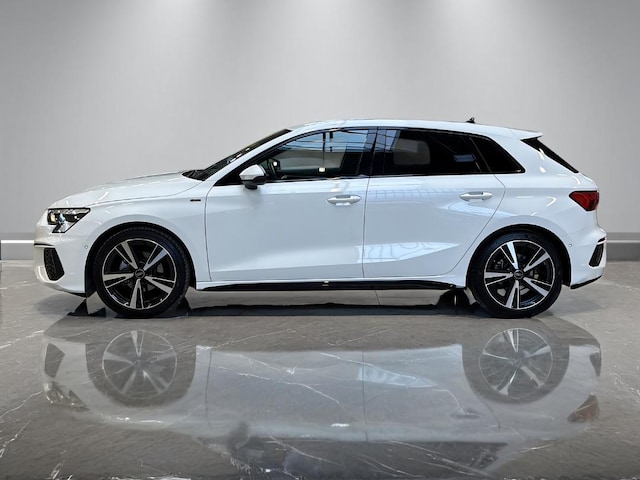 Audi A3 35 TFSI S-Line Sportback