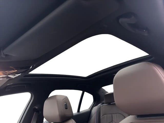 BMW 520 520d M-Sport Sedan