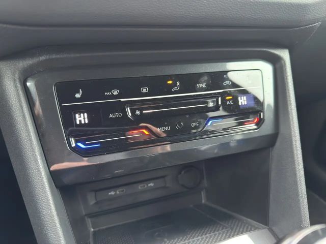 Volkswagen Tiguan 2.0 TSI DSG Style