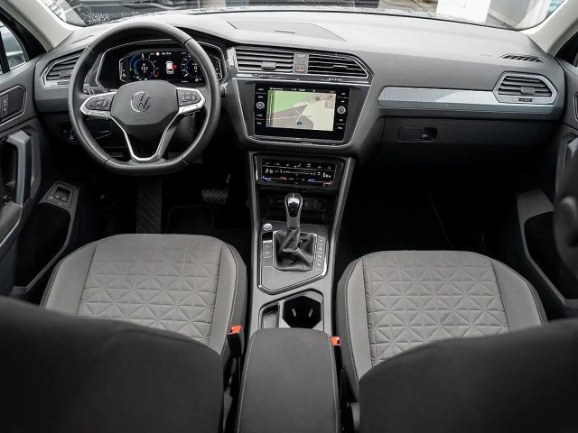 Volkswagen Tiguan 1.4 TSI Life eHybrid