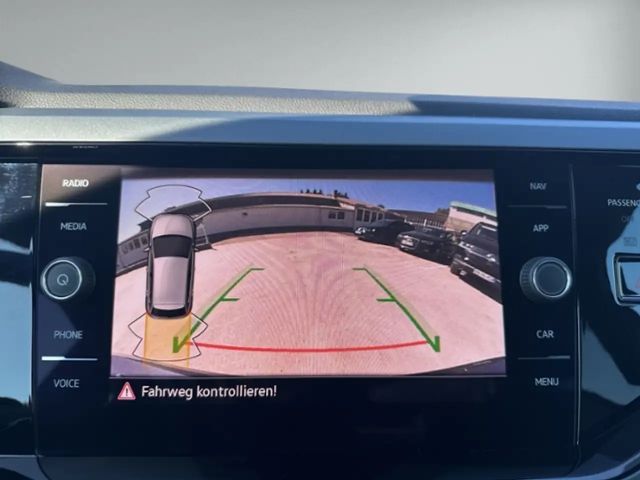 Volkswagen Polo 1.0 TSI DSG R-Line