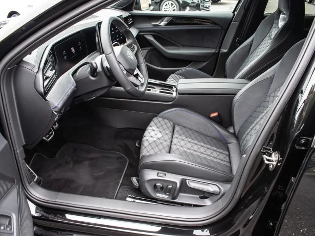 Volkswagen Passat DSG R-Line eHybrid