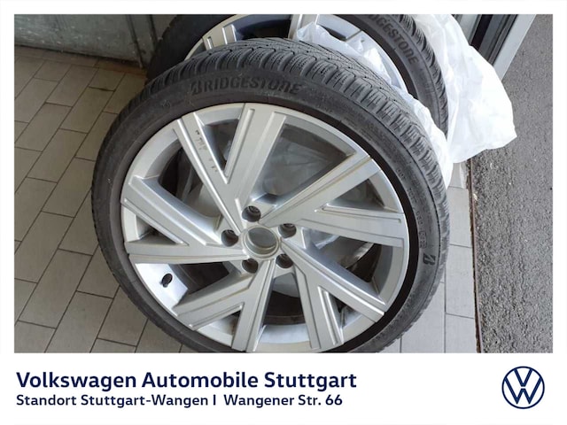 Volkswagen Golf 2.0 TSI DSG