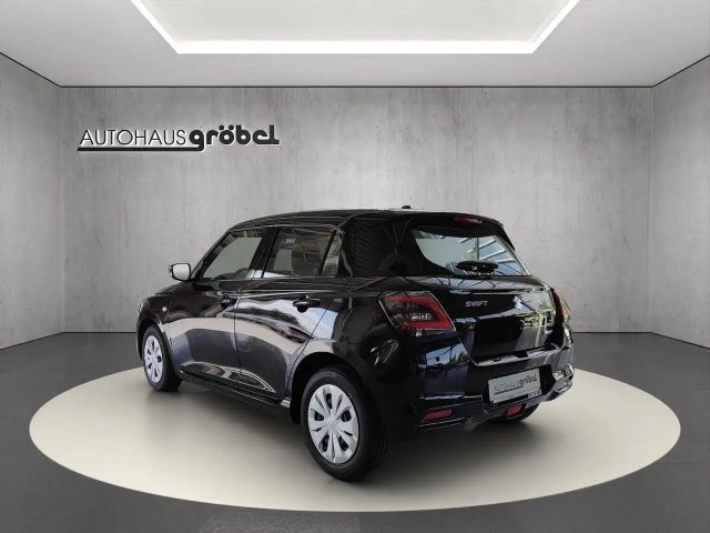 Suzuki Swift Club Hybrid