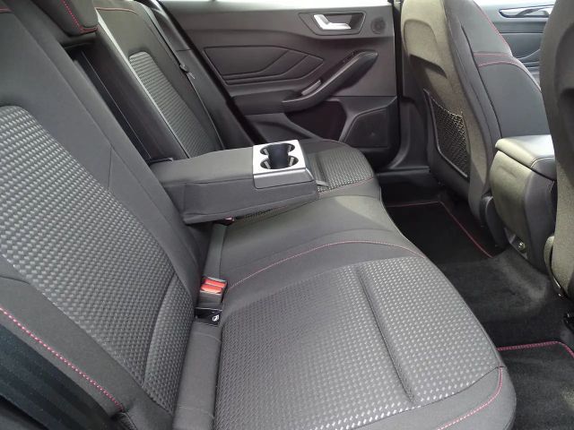 Ford Focus ST Line Wagon