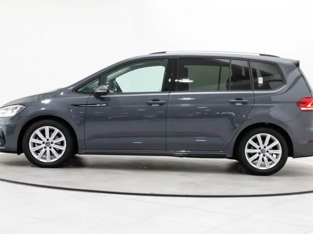 Volkswagen Touran 1.5 TSI DSG R-Line