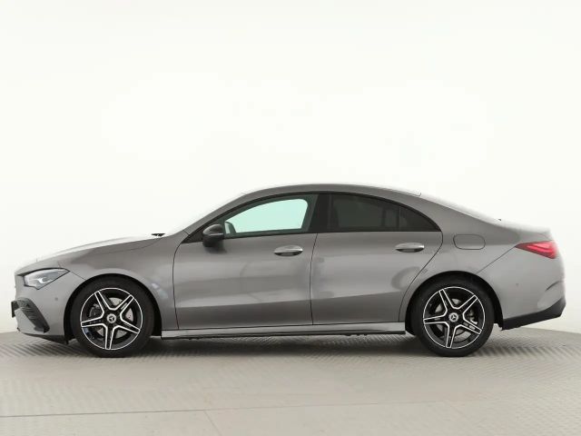 Mercedes-Benz CLA 200 AMG Line Coupé