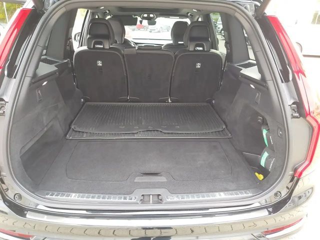 Volvo XC90 AWD Dark Plus