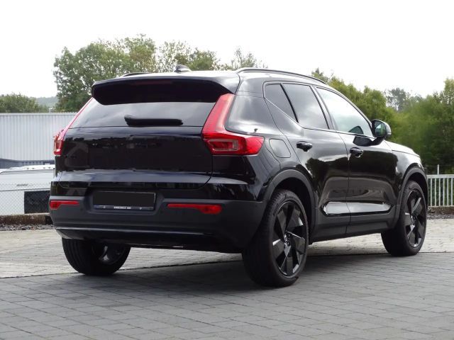 Volvo XC40 Plus