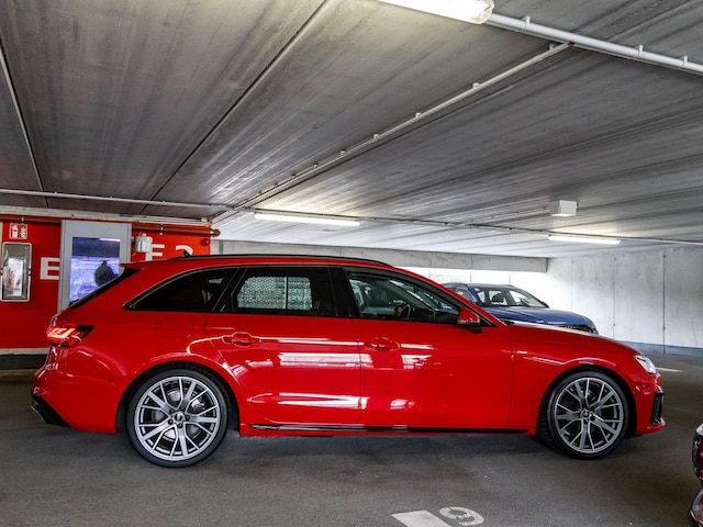 Audi A4 35 TFSI Avant S-Line S-Tronic