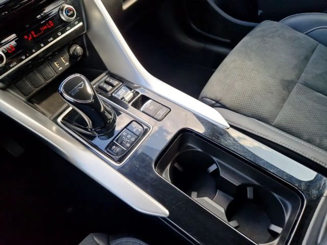 Mitsubishi Eclipse Cross PHEV