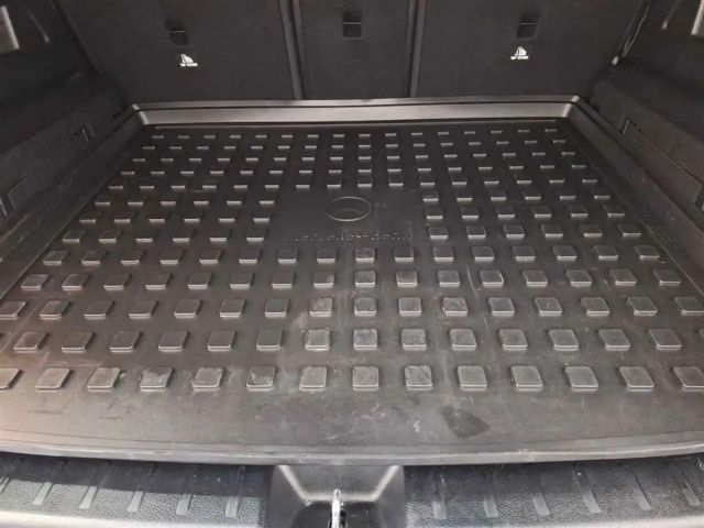 Mercedes-Benz GLB 220 4MATIC AMG Line