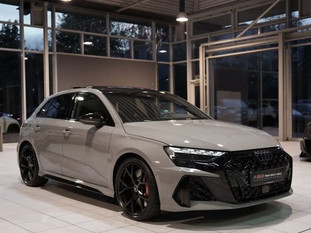 Audi RS3 Quattro Sedan Sportback