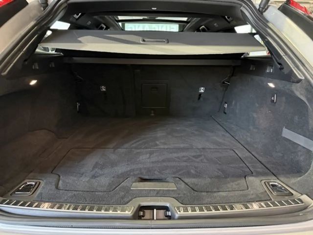 Volvo V90 AWD Dark Recharge T8 Ultra