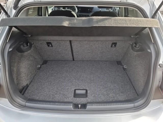 Volkswagen Polo UNITED 1,0 TSI NAVI DAB SHZ KLIMA ALU APP-CONNECT