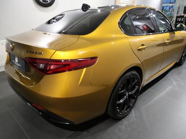 Alfa Romeo Giulia AT8 AWD Q4