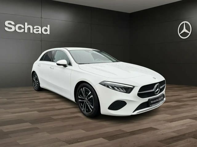 Mercedes-Benz A 180 A 180 d