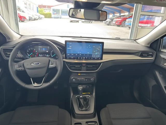 Ford Focus Titanium Wagon