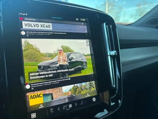 Volvo XC40 Dark Plus