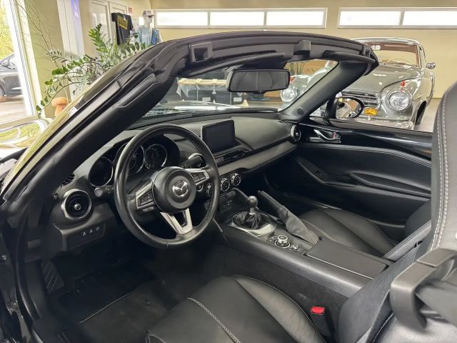 Mazda MX-5 Selection