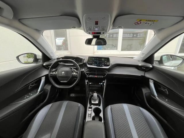Peugeot E-2008 Allure Pack