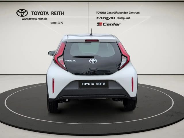 Toyota Aygo X Business