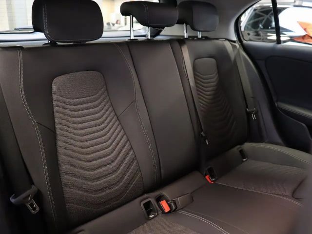 Mercedes-Benz A 180 Progressive