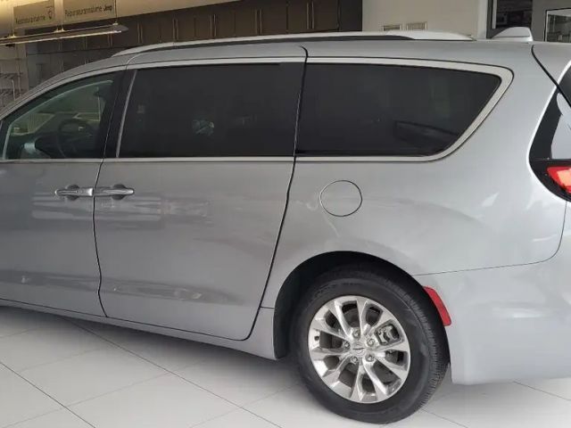 Chrysler Pacifica Touring