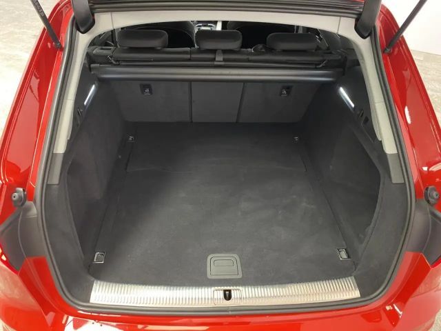 Audi A4 45 TFSI Avant Quattro S-Line