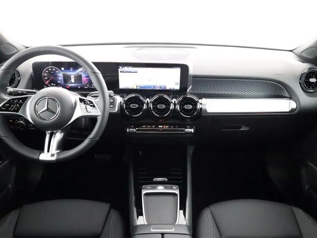 Mercedes-Benz GLB 200 4MATIC GLB 200 d