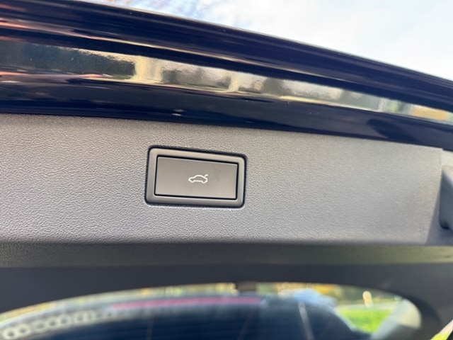 Volkswagen Tiguan Goal*Ganzjahrereifen*Plu Paket*AHK*Navi