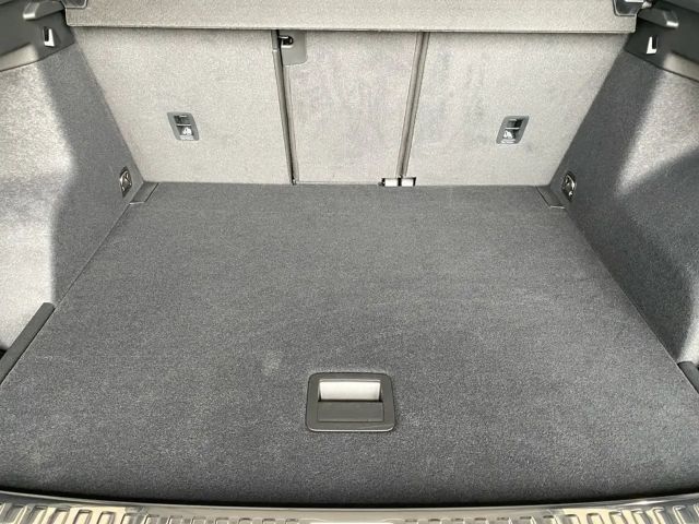 Audi Q3 35 TFSI Business S-Line