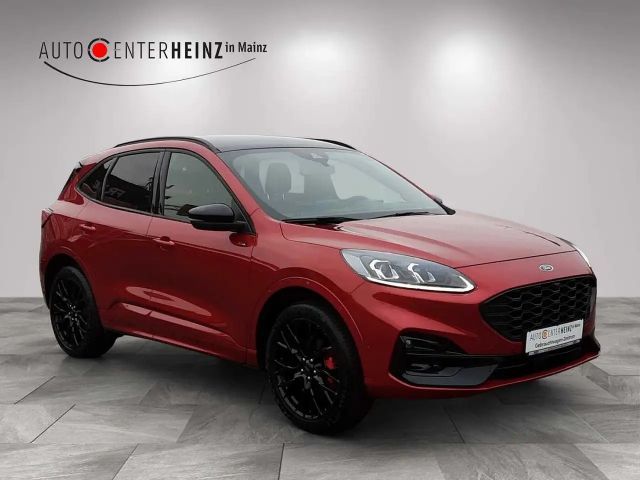 Ford Kuga Plug in Hybrid ST Line X