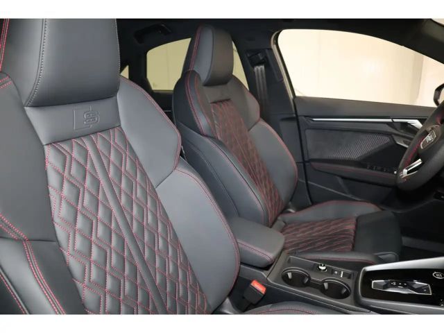 Audi A3 35 TDI S-Line Sedan