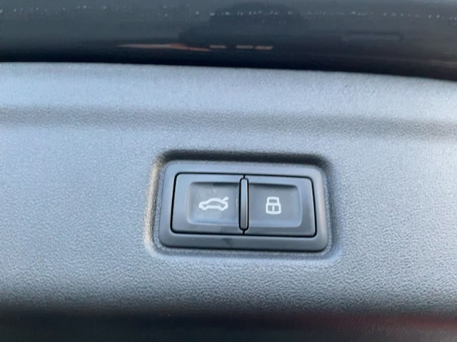 Audi Q6 e-tron SUV e-tron Audi Q6 SUV e-tron