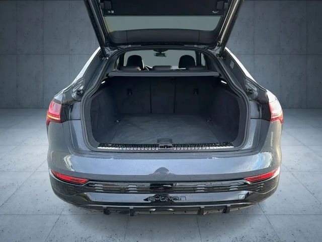 Audi Q8 e-tron 55 S-Line