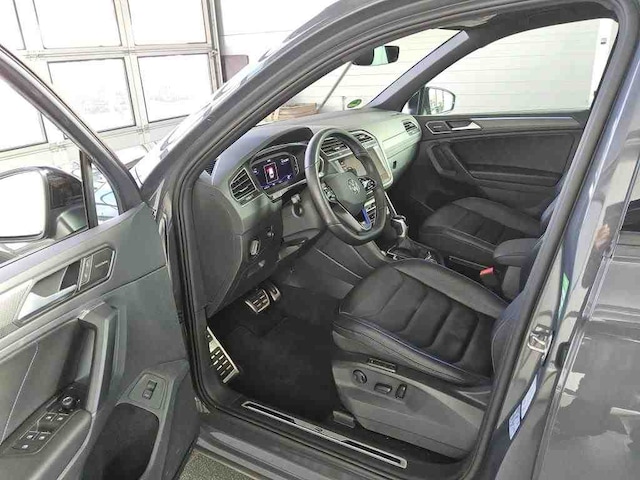 Volkswagen Tiguan R-Performance Akrapovice