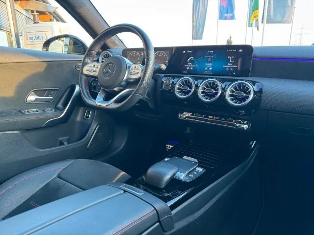 Mercedes-Benz A 250 A 250 e AMG Line