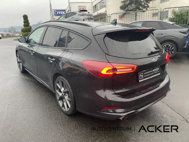 Ford Focus ST Line Wagon